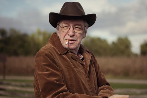 Os 125 livros que fizeram a cabeça de Olavo de Carvalho